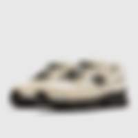 740 Timberwolf White Trainers