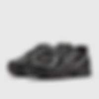 740 Black Silver Metallic Trainers