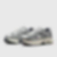 Sportswear Air Max Moto 2K Lt Smoke Grey Sail Cool Grey Trainers